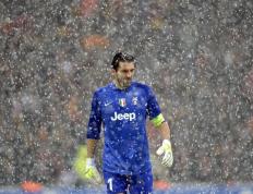 开云体育下载-当欧冠决赛在预选赛上演，克罗地亚三分钟风暴卷走乌克兰