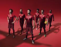 开云体育下载-巴萨的战术铁壁，维尼修斯的个人狂刀，足球胜负的两种哲学