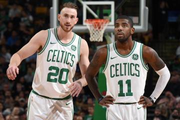 开云体育下载-魔幻赛场，内马尔跨界关键进球定乾坤