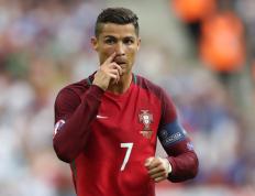 开云官网-绝境之光，意甲焦点战之夜的拉什福德时刻