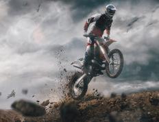 开云体育下载-当湖人紫金染上鹈鹕蓝，勒布朗·詹姆斯的南征与北战