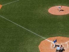 开云体育app-冰与火，当德国战车碾过法兰西，郑思维点燃羽球圣火