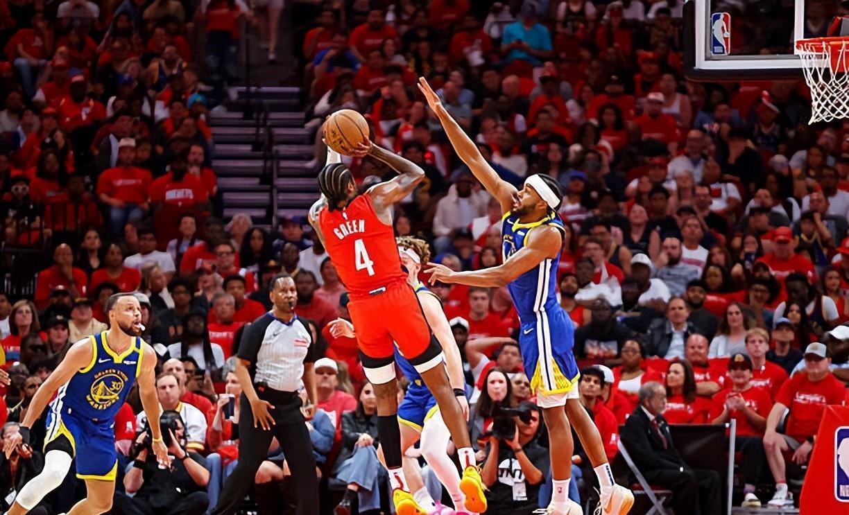 开云体育登录-热火全队状态回暖，季后赛前景一片大好