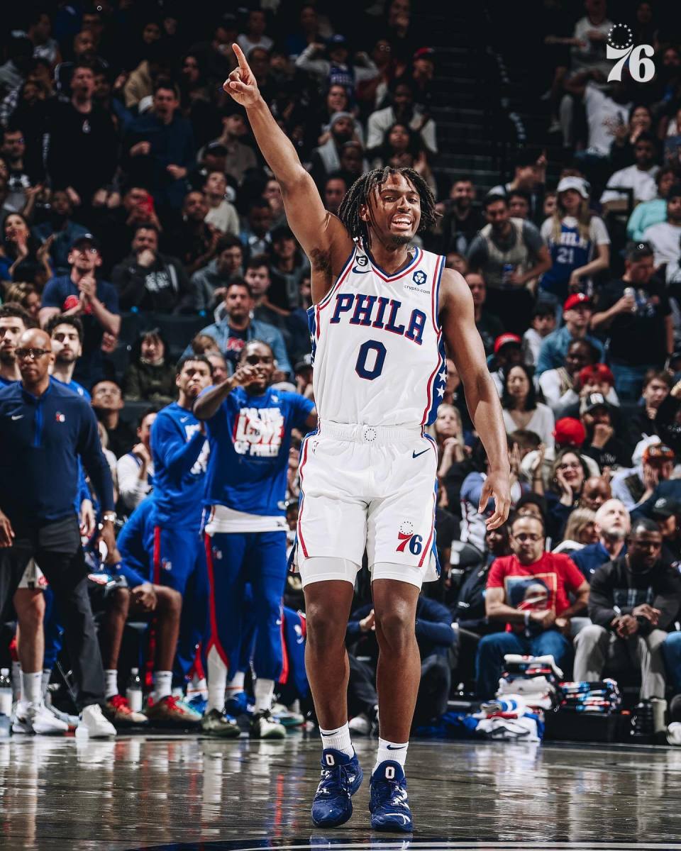 开云官网-76人横扫篮网,晋级季后赛次轮