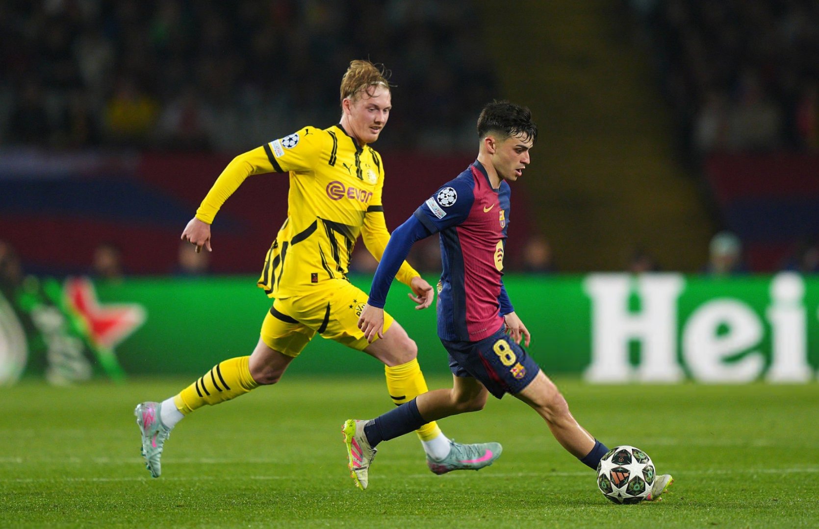 开云官网-巴拉多利德主场告捷,罗锋突破连败