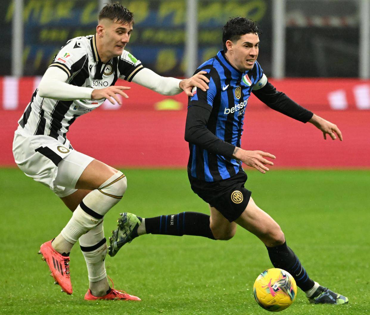 开云APP-美国逆转里昂,孔德状态火热的简单介绍