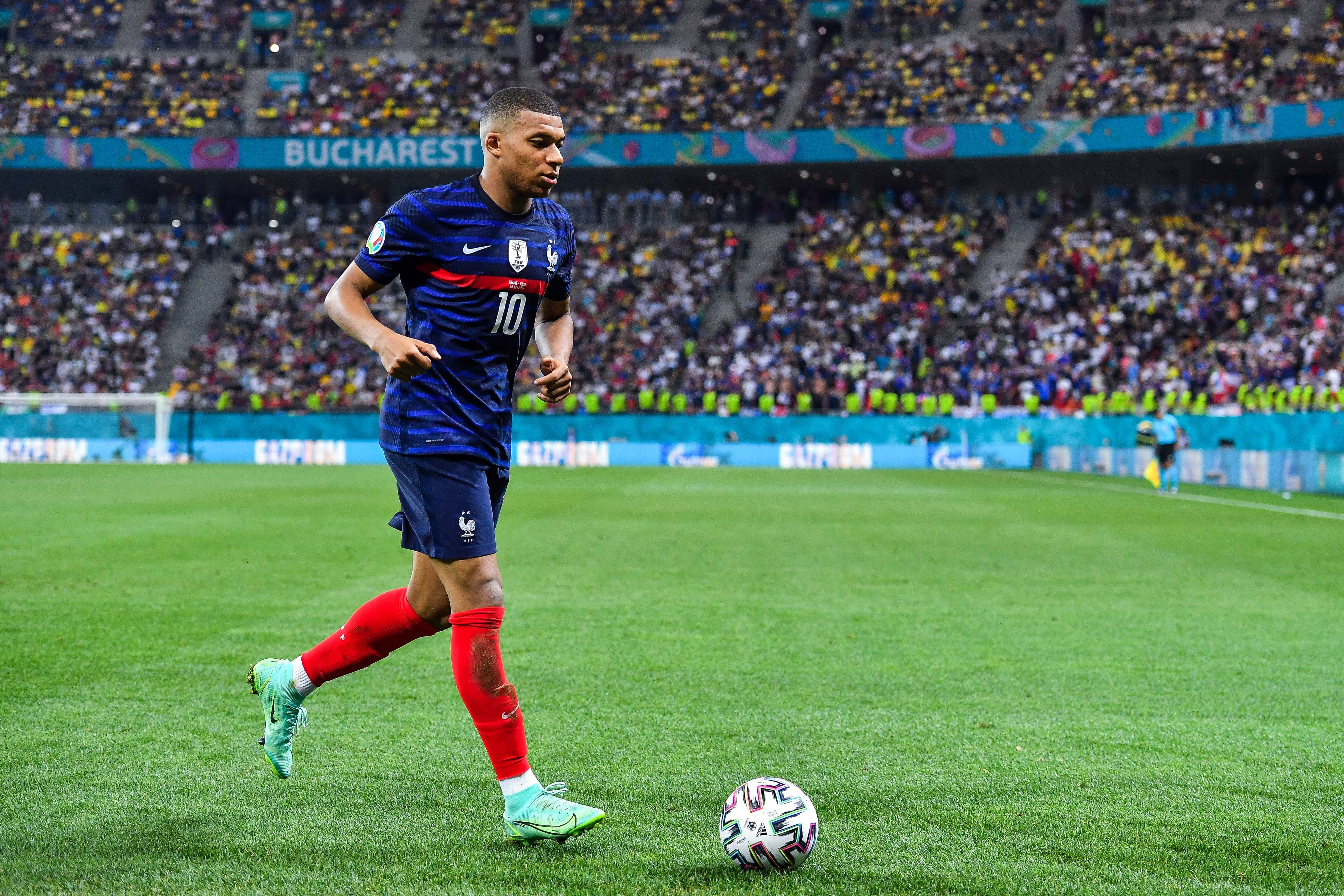 开云官网-塞维利亚完胜波兰,马尔基尼奥斯一己之力扛起全队的简单介绍